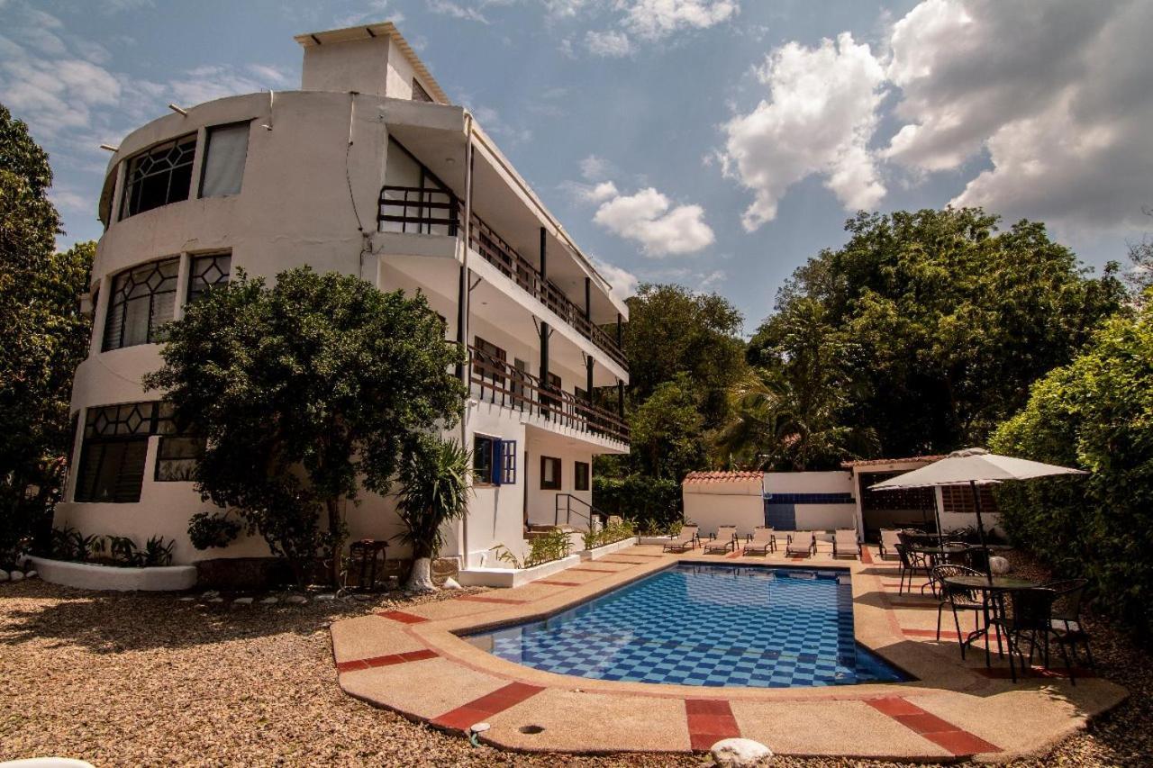 Yuluka Hostel Apulo Buitenkant foto