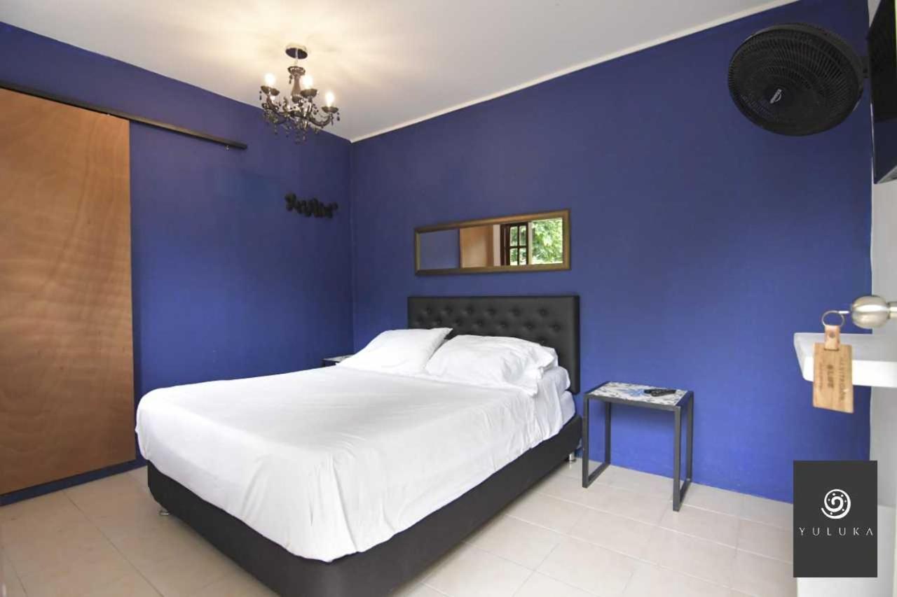 Yuluka Hostel Apulo Buitenkant foto