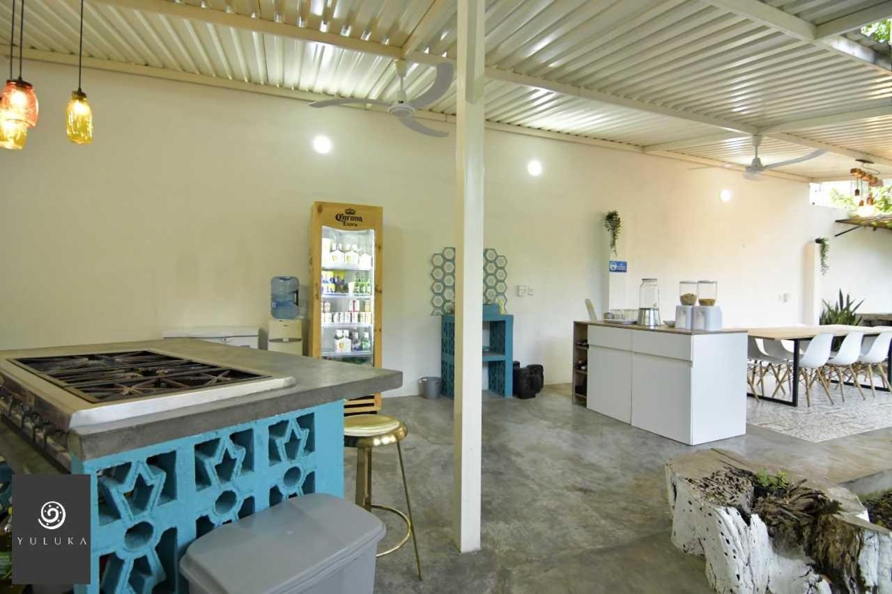 Yuluka Hostel Apulo Buitenkant foto