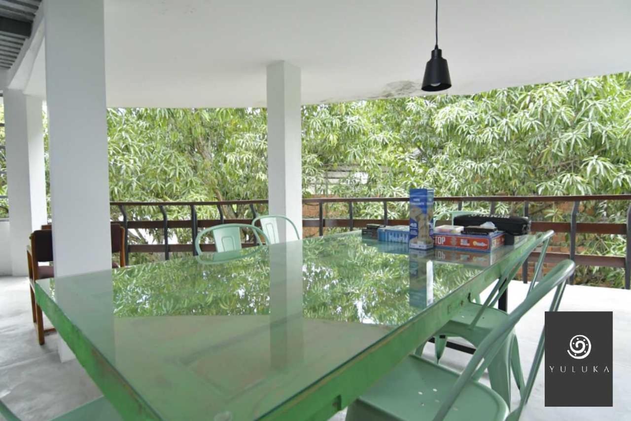 Yuluka Hostel Apulo Buitenkant foto