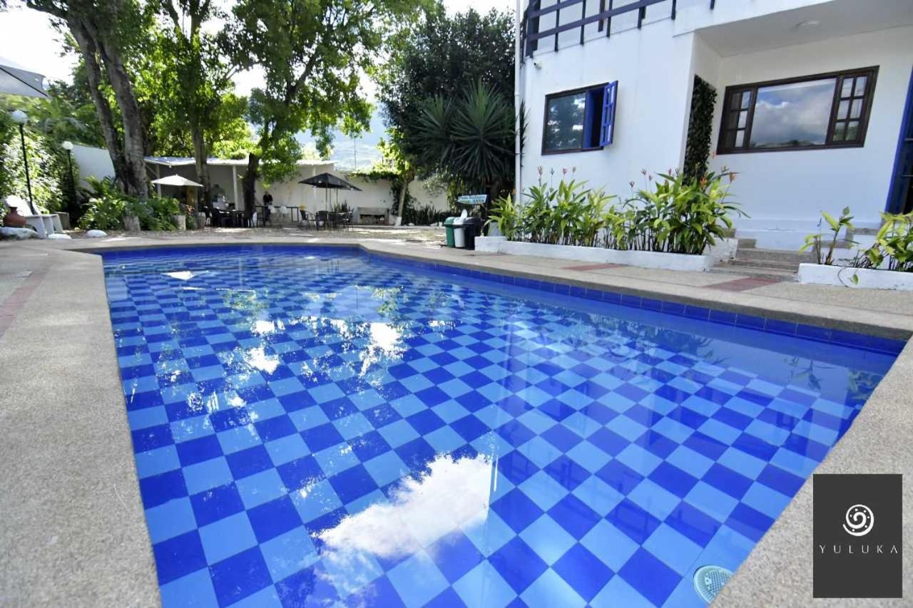 Yuluka Hostel Apulo Buitenkant foto