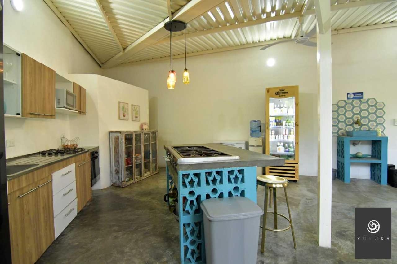 Yuluka Hostel Apulo Buitenkant foto