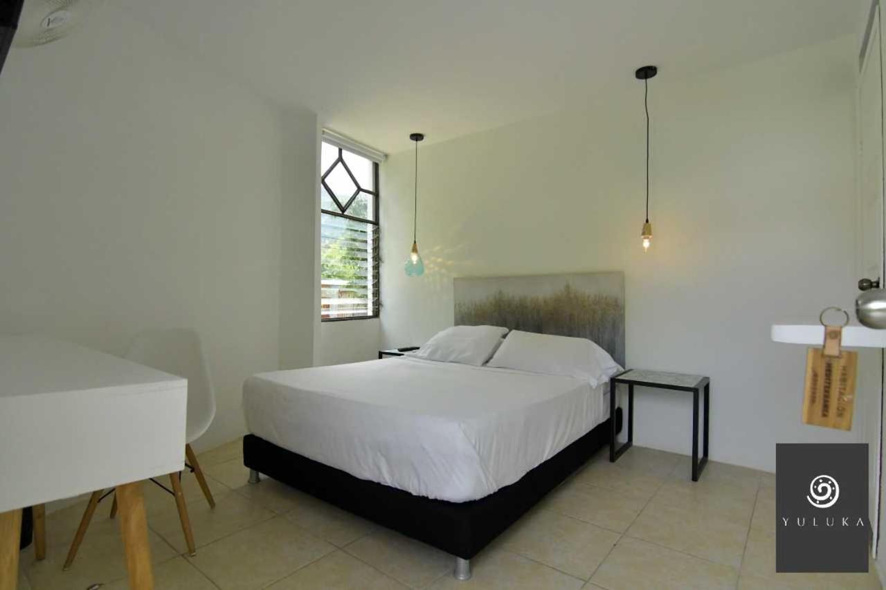 Yuluka Hostel Apulo Buitenkant foto