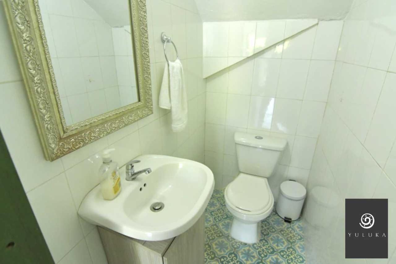 Yuluka Hostel Apulo Buitenkant foto